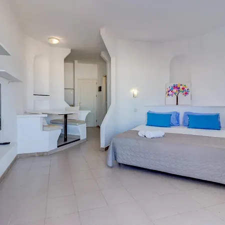 Bonito Estudio Playa Paraíso Apartamento